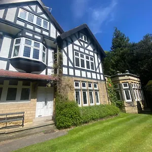 Spacious Guest Flat Near Roundhay Park , Leeds (West Yorkshire) United Kingdom